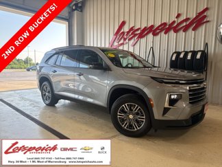 Certified 2025 Chevrolet Traverse LT image 1