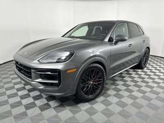 Used 2025 Porsche Cayenne GTS w/ Technology Package image 1