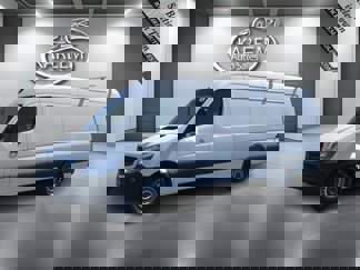 Used 2018 Mercedes-Benz Sprinter 2500 image 1