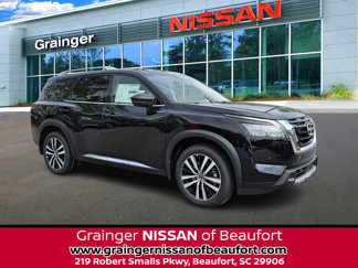 New 2025 Nissan Pathfinder Platinum image 1
