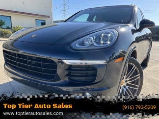 Used 2017 Porsche Cayenne Platinum Edition image 1