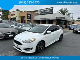 Used 2016 Ford Focus SE w/ SE Sport Package image 1
