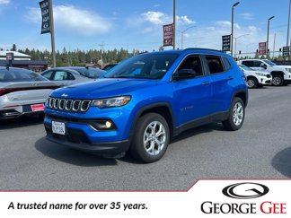 Used 2024 Jeep Compass Latitude image 1
