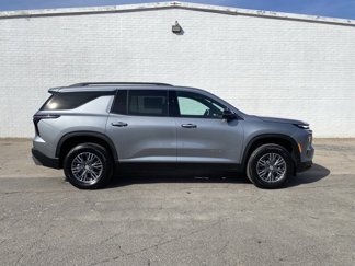 New 2025 Chevrolet Traverse LT w/ Driver Confidence Package image 1