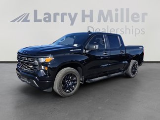 Used 2024 Chevrolet Silverado 1500 Custom image 1