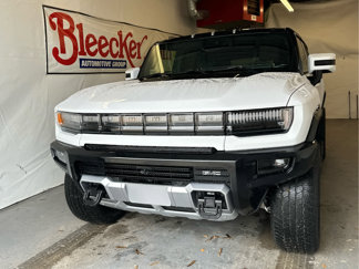 New 2025 GMC Hummer EV 2X image 1
