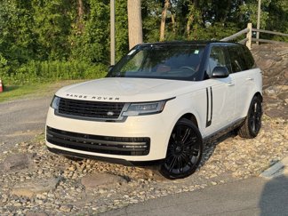New 2025 Land Rover Range Rover SE image 1
