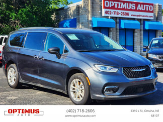 Used 2021 Chrysler Pacifica Touring w/ Cold Weather Group image 1