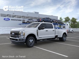 New 2025 Ford F350 4x4 Crew Cab DRW Super Duty image 1