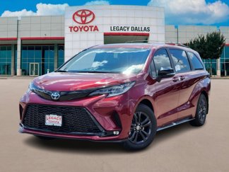 New 2025 Toyota Sienna XSE image 1