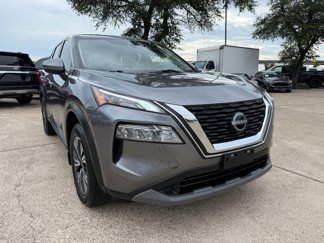 Used 2023 Nissan Rogue SV image 1