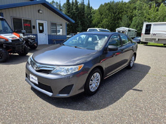 Used 2012 Toyota Camry image 1
