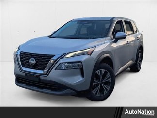 Used 2023 Nissan Rogue SV image 1