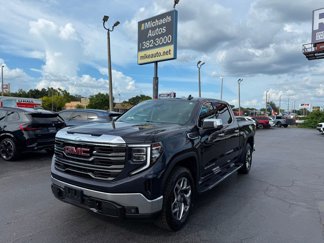 Used 2022 GMC Sierra 1500 SLT image 1