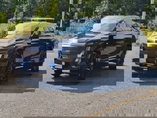 New 2025 Cadillac Lyriq Luxury image 1