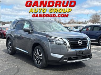 New 2025 Nissan Pathfinder Platinum image 1