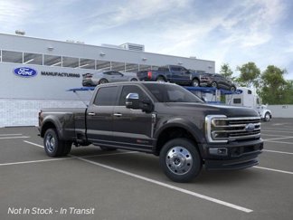 New 2025 Ford F450 4x4 Crew Cab Super Duty image 1