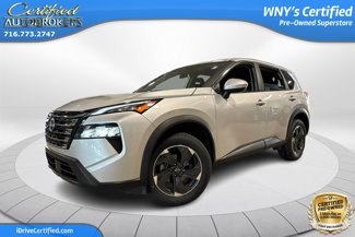 Used 2025 Nissan Rogue SV image 1