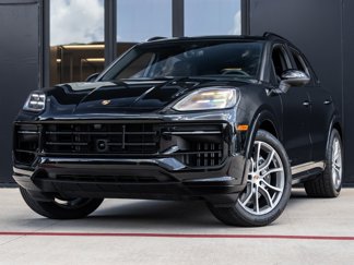 Used 2025 Porsche Cayenne image 1