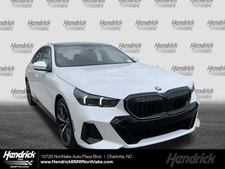 Used 2025 BMW 530i w/ M Sport Package image 1