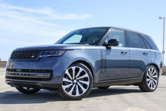 New 2025 Land Rover Range Rover SE image 1