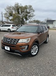 Used 2017 Ford Explorer XLT w/ Equipment Group 202A image 1