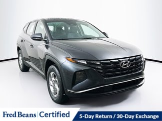 Certified 2023 Hyundai Tucson SE image 1