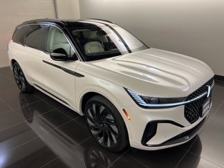 New 2025 Lincoln Nautilus Black Label w/ Jet Appearance Package image 1