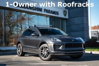 Used 2022 Porsche Macan image 1