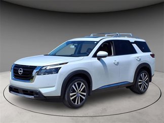 New 2025 Nissan Pathfinder Platinum w/ Cargo Package image 1
