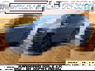 New 2025 Jeep Grand Cherokee L Summit w/ Advanced Protech Group IV image 1