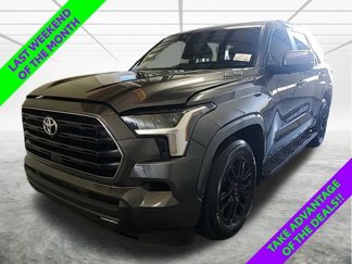 Used 2025 Toyota Sequoia SR5 image 1