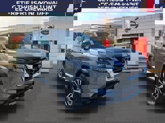 New 2025 Nissan Pathfinder Platinum image 1