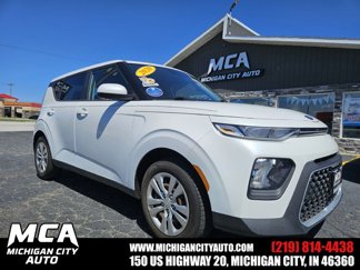 Used 2020 Kia Soul LX image 1