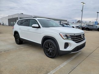 New 2025 Volkswagen Atlas SE image 1