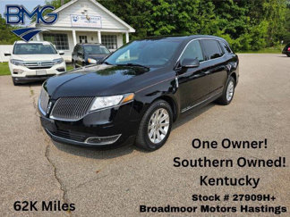 Used 2016 Lincoln MKT AWD image 1