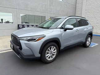 Used 2022 Toyota Corolla Cross LE image 1