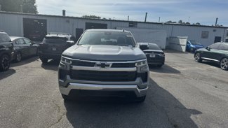 Used 2024 Chevrolet Silverado 1500 LT image 1