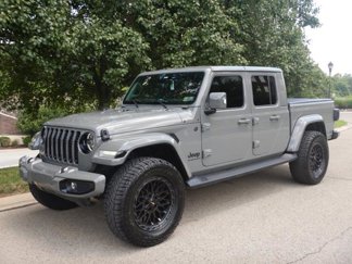 Used 2023 Jeep Gladiator Overland image 1