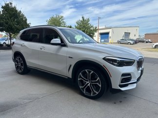 Used 2022 BMW X5 xDrive45e image 1