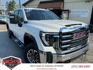Used 2024 GMC Sierra 2500 SLE image 1