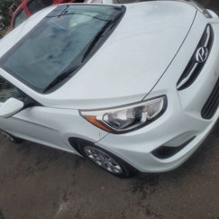 Used 2015 Hyundai Accent GS image 1