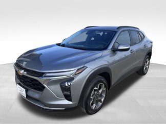 Used 2024 Chevrolet Trax LT w/ Sunroof Package image 1