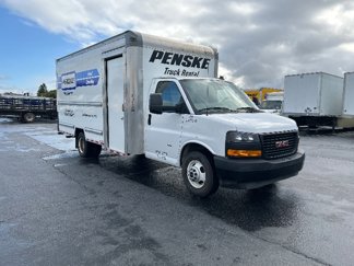 Used 2022 GMC Savana 3500 Extended w/ Power Convenience Package image 1