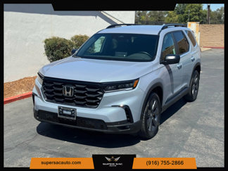 Used 2025 Honda Pilot Sport image 1