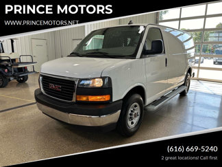 Used 2022 GMC Savana 2500 w/ Driver Convenience Package image 1