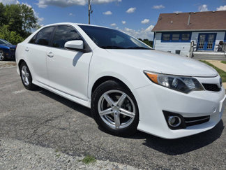 Used 2014 Toyota Camry SE image 1