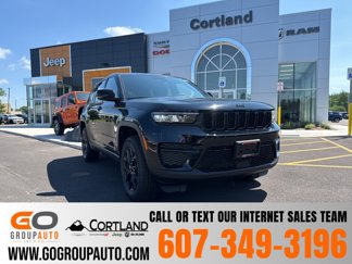 New 2025 Jeep Grand Cherokee Altitude image 1