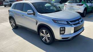 New 2025 Mitsubishi Outlander SEL image 1