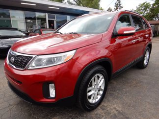 Used 2015 Kia Sorento LX image 1